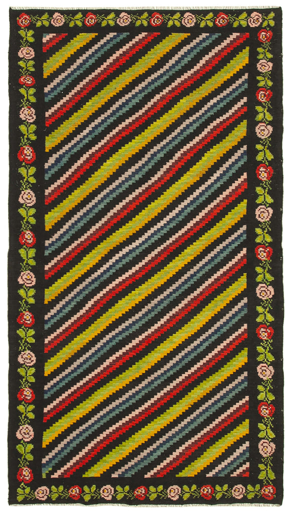 5' 8'' x 10' 2'' Floral Kilim Rug