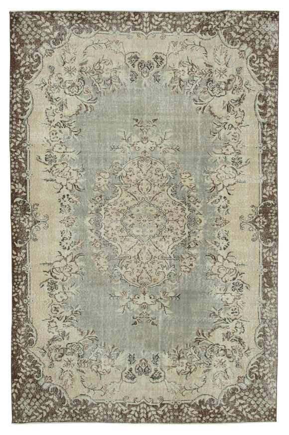 6' 10'' x 10' 4'' Hand-Knotted Turkish Rug