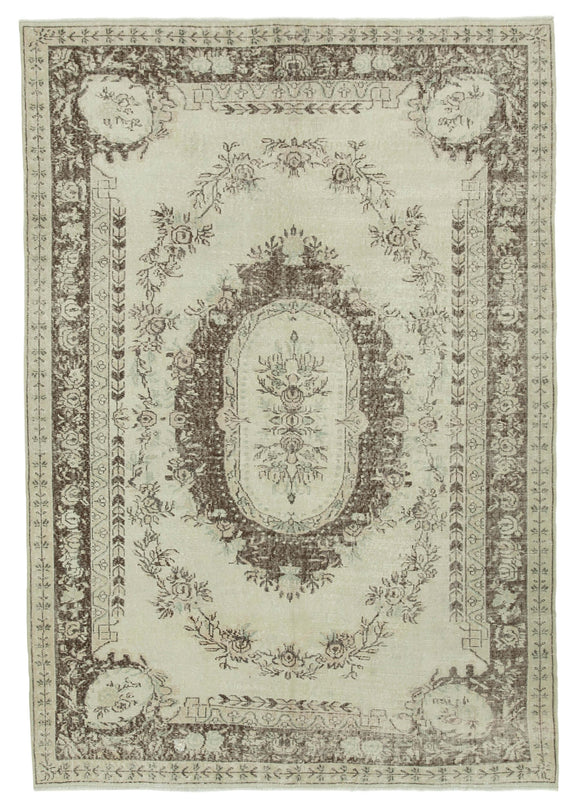 7' x 10' 1'' Hand-Knotted Turkish Vintage Rug