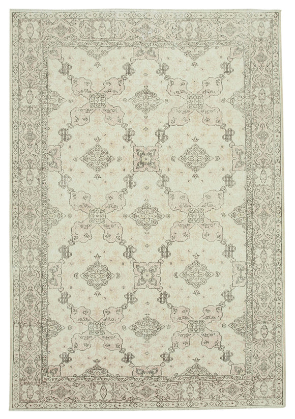 7' 1'' x 10' 3'' Beige Large Vintage Rug