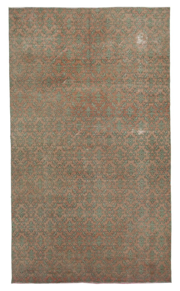 5' 7'' x 9' 7'' Hand-Knotted Turkish Boho Rug