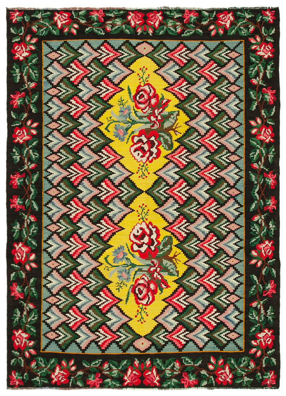 6' 10'' x 9' 3'' Vintage Bessarabian Kilim