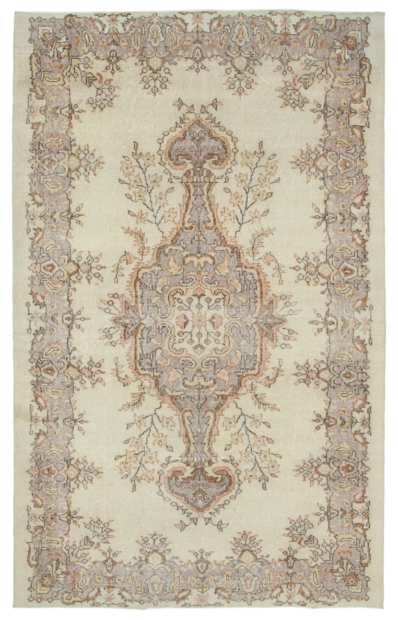 6' x 9' 8'' Handmade Turkish Vintage Rug