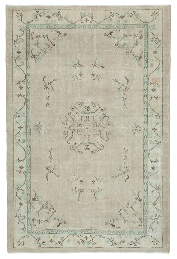 6' 9'' x 10' 1'' Handmade Turkish Vintage Rug