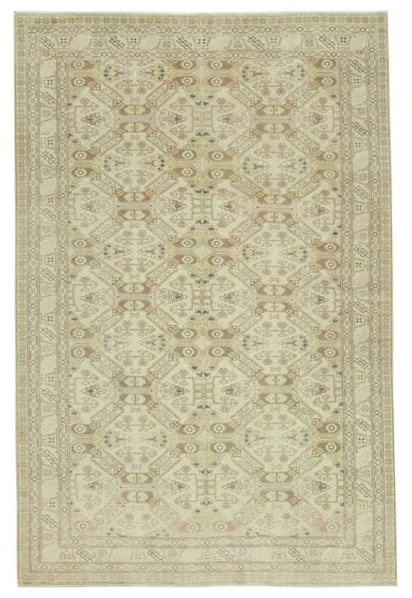 6' 5'' x 9' 8'' Turkish Vintage Hand-Knotted Rug