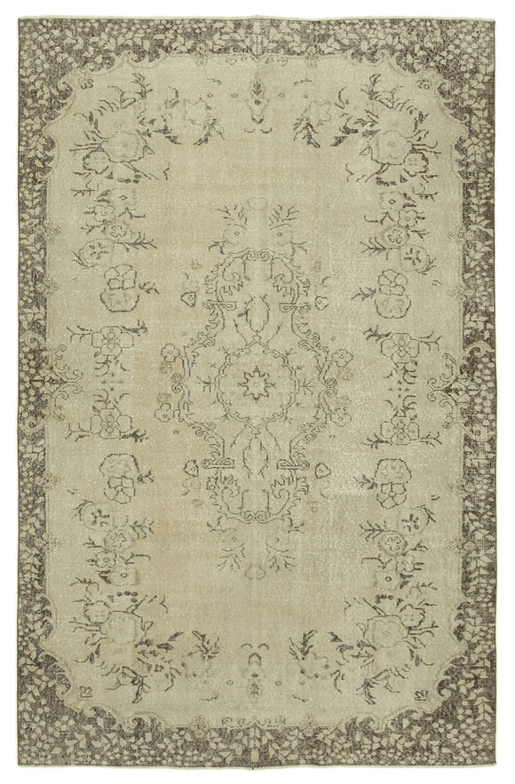 6' 3'' x 9' 7'' Handmade Turkish Vintage Rug