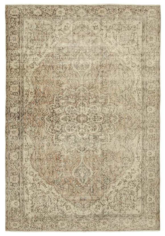 6' 5'' x 9' 10'' Hand-Knotted Turkish Vintage Rug
