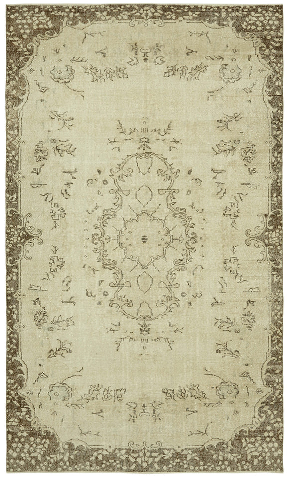 6' 1'' x 10' 2'' Distressed Vintage Rug