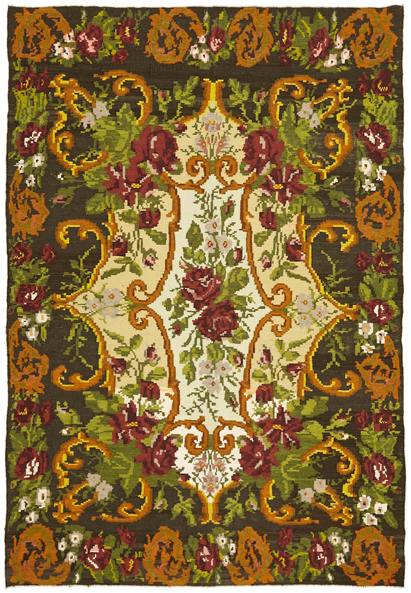 6' 8'' x 9' 6'' Traditional Kilim Rug