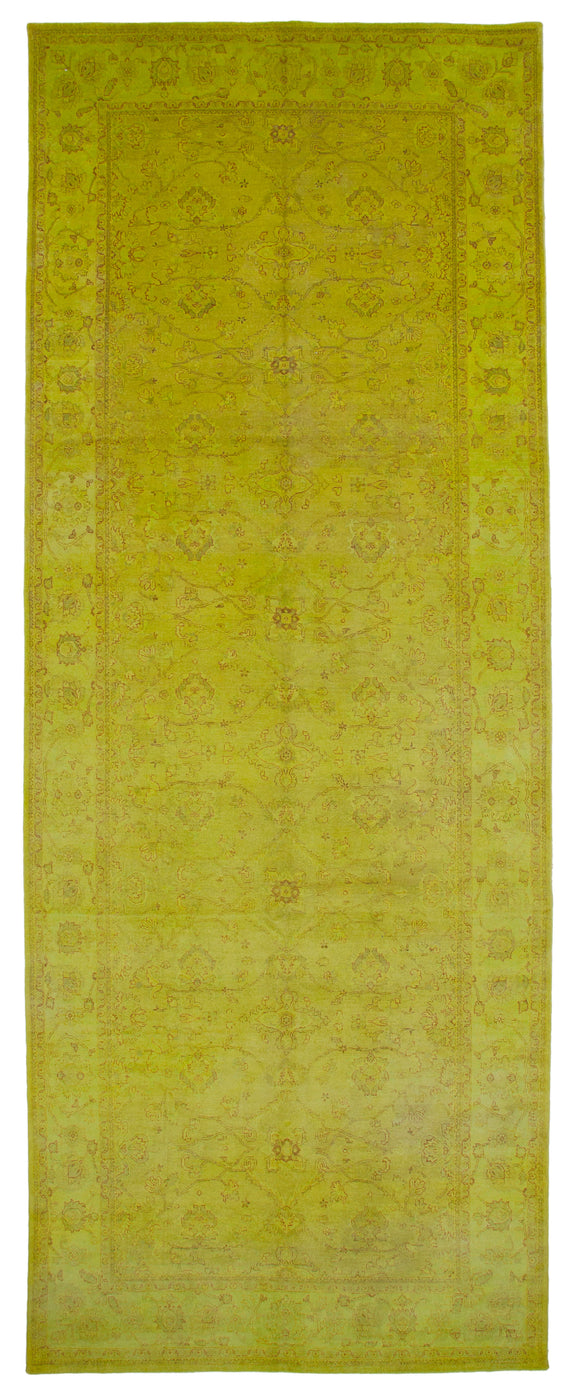 7' 10'' x 21' 1'' Hand-Knotted Oriental Rug