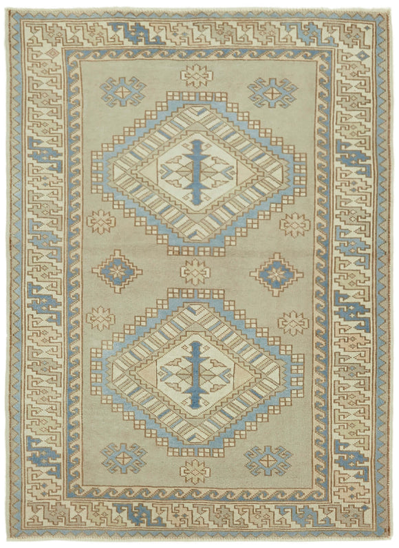 4' 10'' x 6' 7'' Hand-Knotted Anatolian Rug