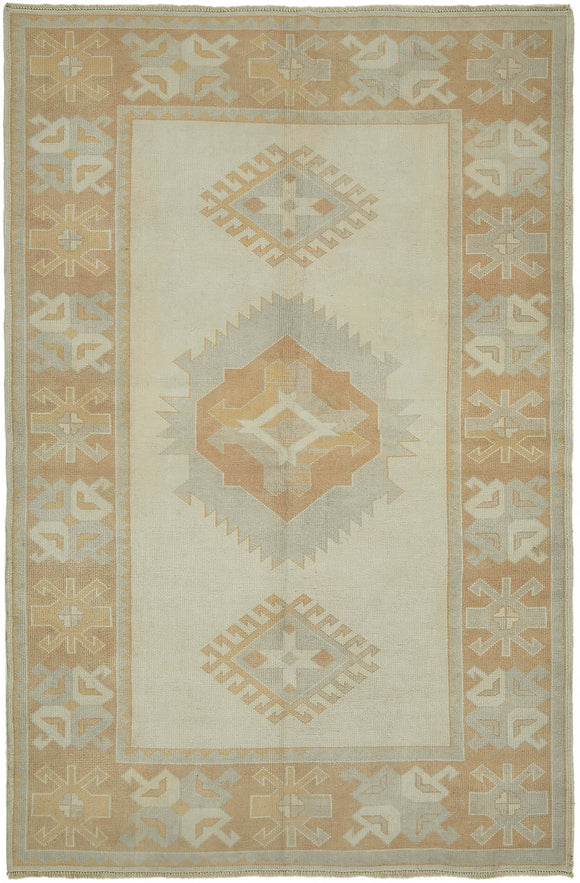 4' 11'' x 7' 6'' Hand-Knotted Anatolian Turkish Rug