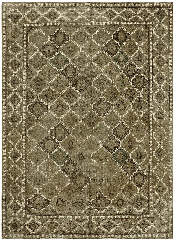9' 10'' x 13' 1'' Vintage Hand-Knotted Rug