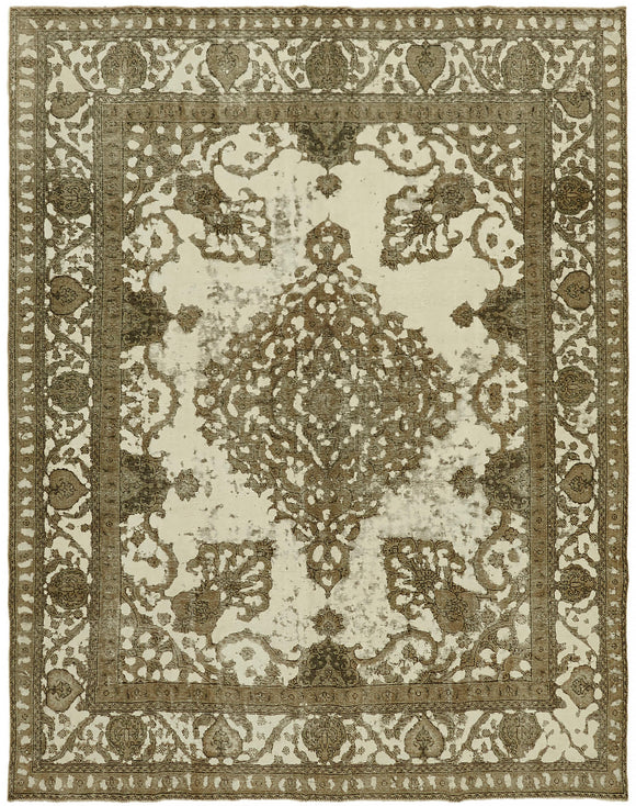 9' 6'' x 12' Vintage Hand-Knotted Rug