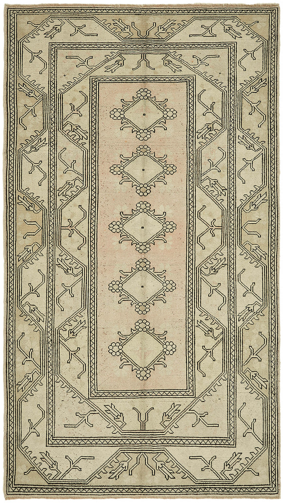 5' 5'' x 9' 6'' Hand-Knotted Anatolian Turkish Rug