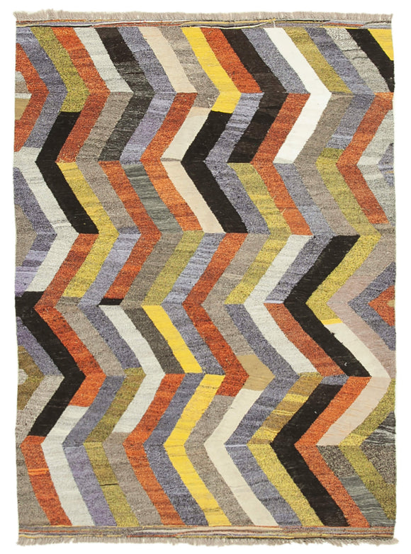 5' 9'' x 8' 2'' Modern Turkish Kilim