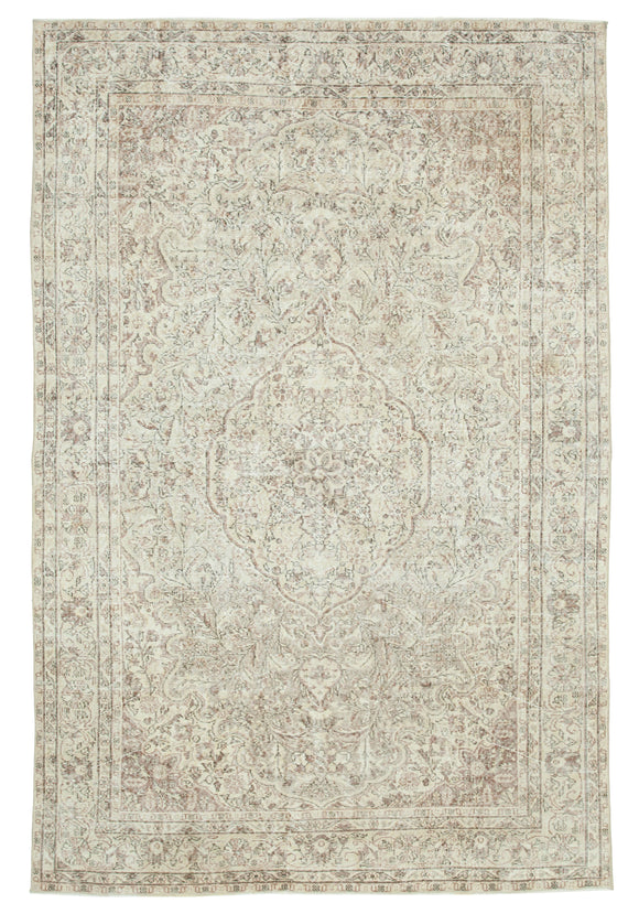 6' 10'' x 10' Handmade Turkish Rug