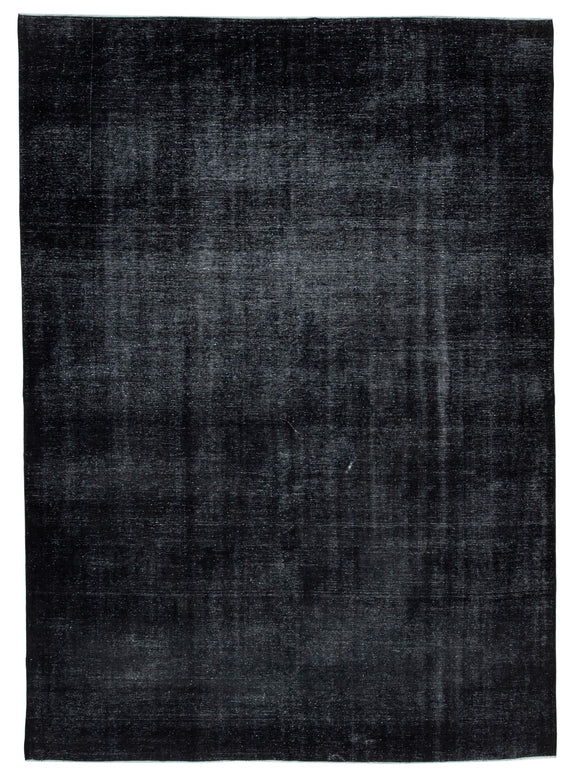 10' x 13' 8'' Persian Black Area Rug