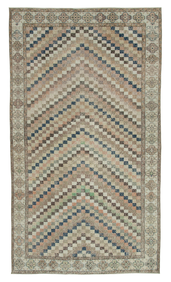 5' 5'' x 9' 7'' Hand-Knotted Turkish Boho Rug