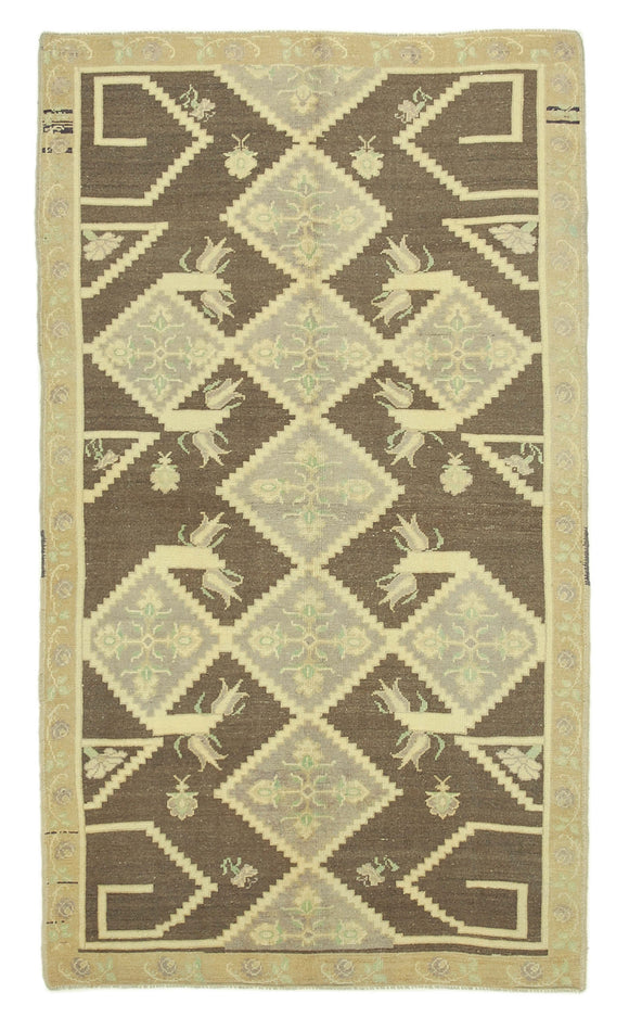 4' 7'' x 8' 2'' Handmade Area Rug