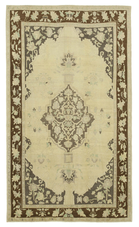 5x9 Vintage Hand-Knotted Wool Carpet - 32144
