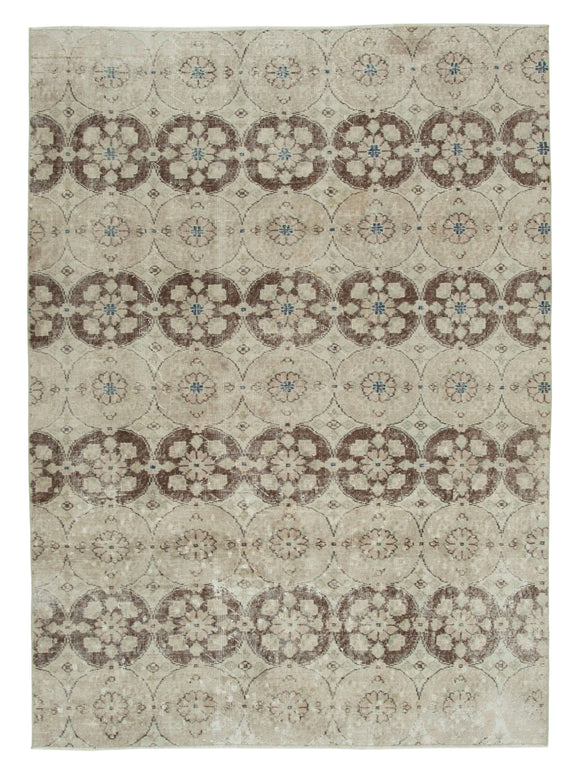 5' 7'' x 7' 10'' Beige Color Bohemian Rug