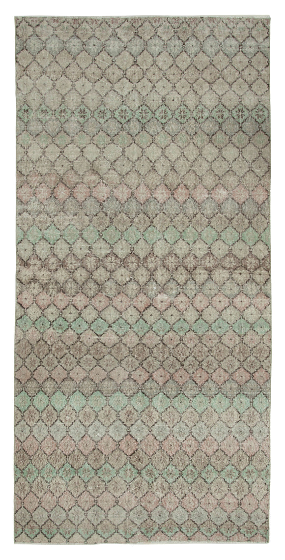 4' 8'' x 9' 5'' Beige Bohemian Rug