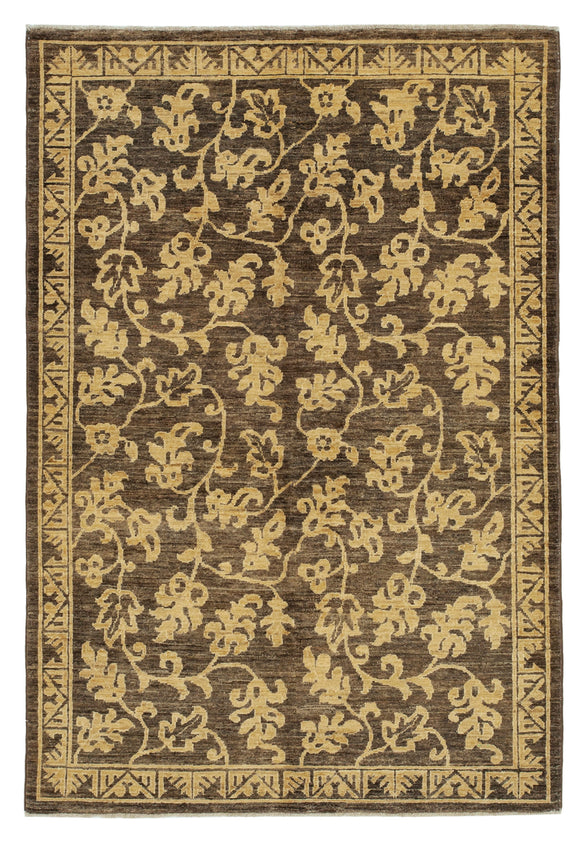 4' x 5' 11'' Hand-Knotted Oushak Area Rug