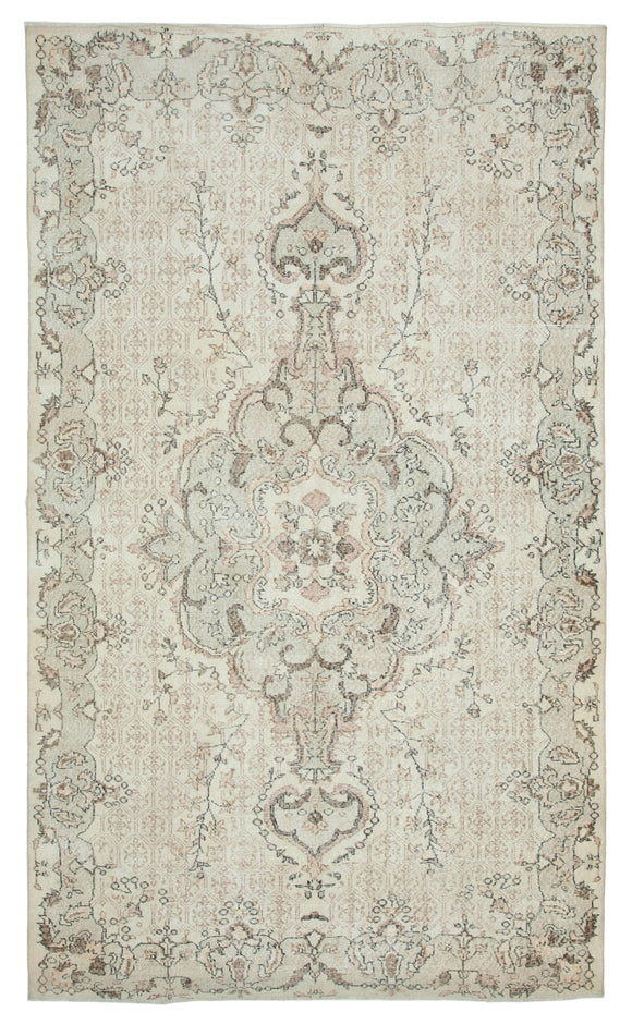 6' 7'' x 10' 10'' Beige Vintage Area Rug