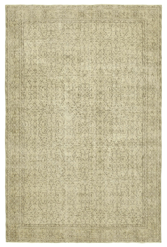 6' 8'' x 10' 2'' Handmade Beige Vintage Rug