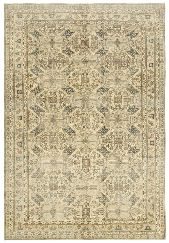 6' 6'' x 9' 5'' Beige Vintage Rug