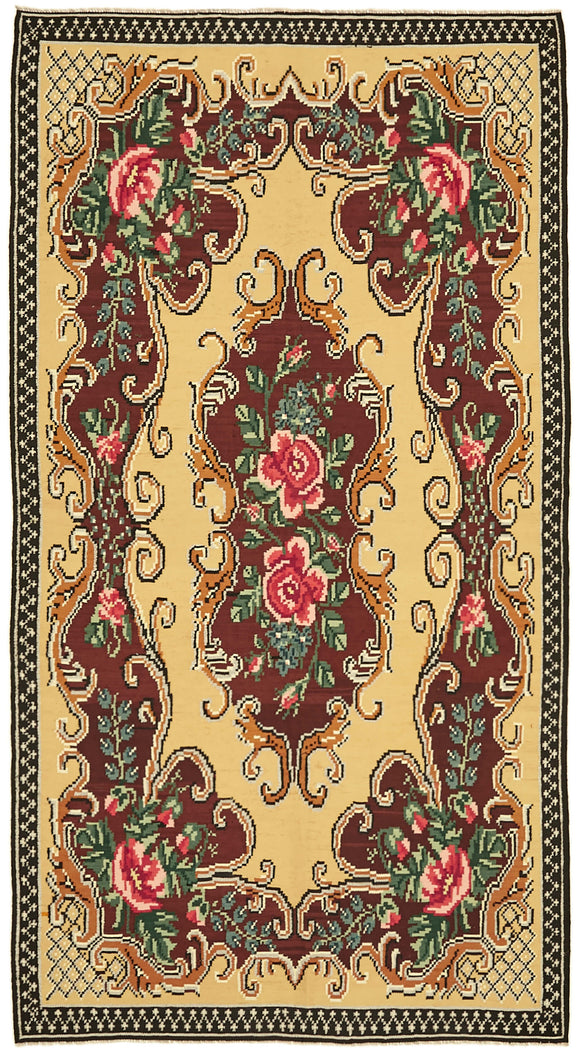 5' 8'' x 10' 1'' Traditional Rose Kilim Rug