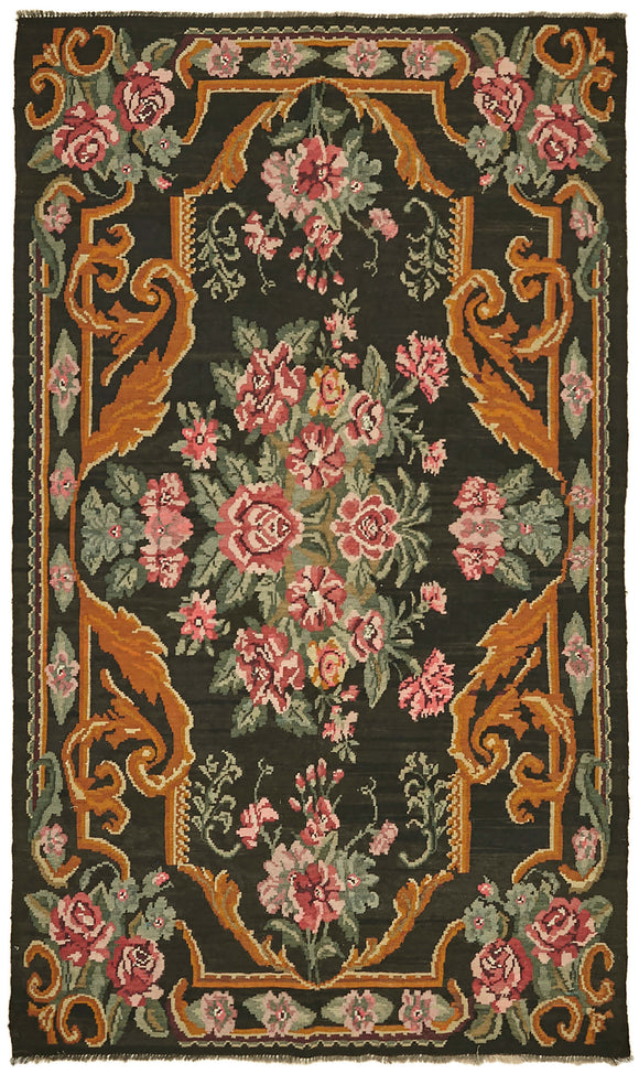 5' 3'' x 9' 6'' Moldovan Rose Kilim Rug
