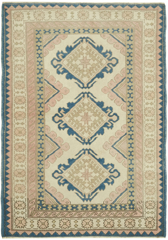 5' x 7' Handmade Vintage Rug