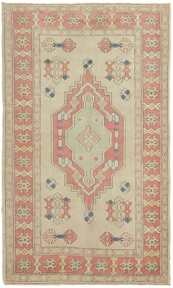 4' 7'' x 7' 5'' Anatolian Handmade Rug