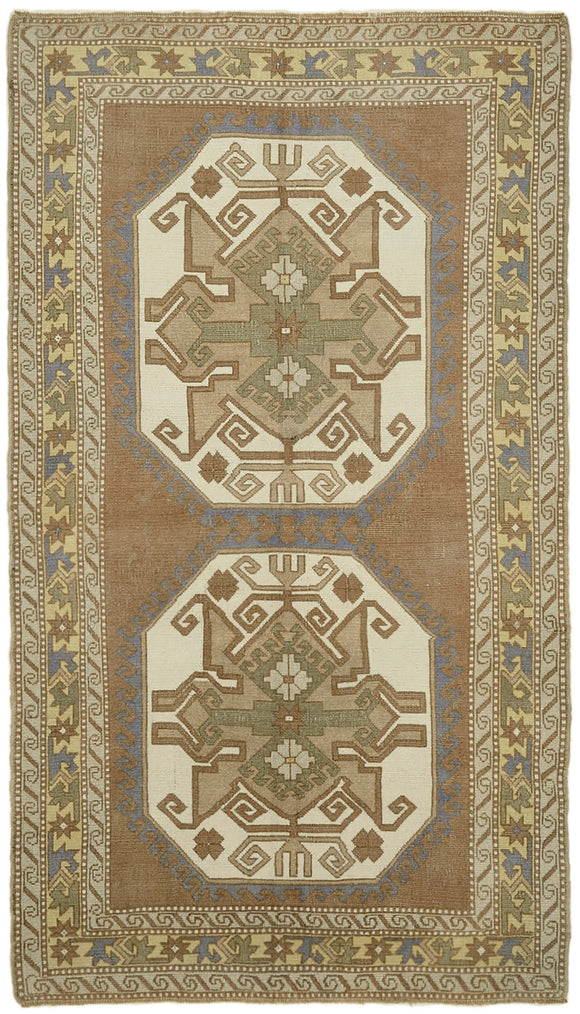 5' x 8' 8'' Beige Small Oriental Rug