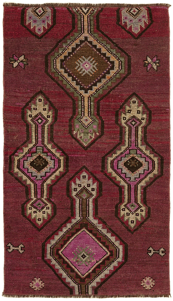 2' 8'' x 4' 6'' Handmade Anatolian Rug