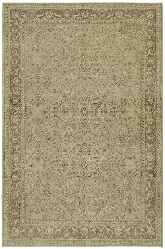 7' 3'' x 10' 9'' Beige Vintage Large Area Rug