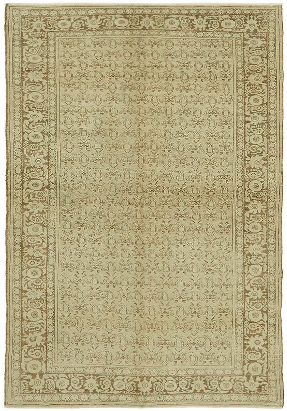 6' 9'' x 9' 10'' Beige Vintage Rug