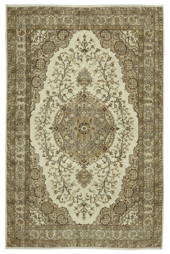 6x10 Turkish Vintage Area Rug - 46384