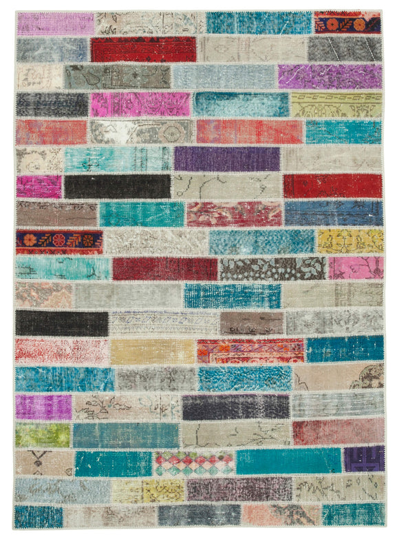 5' 7'' x 7' 9'' Hand-Knotted Turkish Patchwork Rug
