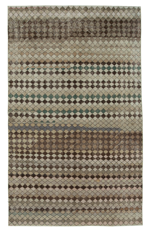 5' 7'' x 9' 1'' Hand-Knotted Turkish Boho Rug