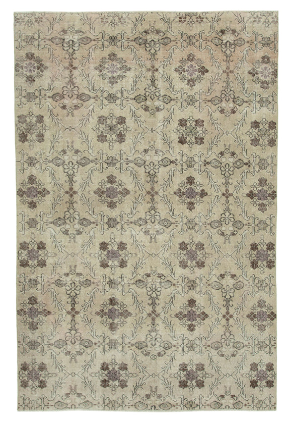 5' 9'' x 8' 6'' Hand-Knotted Turkish Boho Rug