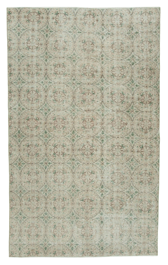 5' 2'' x 8' 5'' Hand-Knotted Turkish Boho Rug