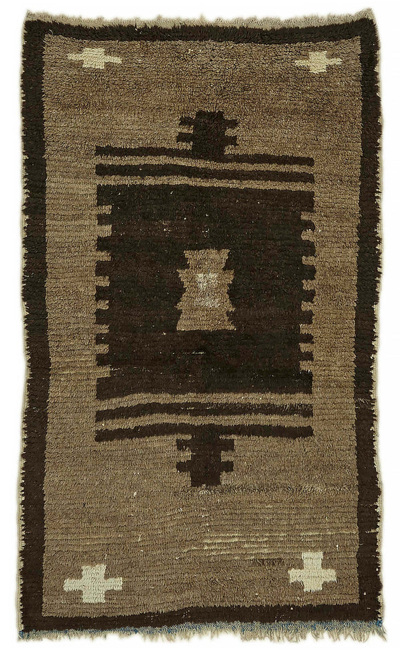 3' 11'' x 6' 9'' Vintage Tulu Rug