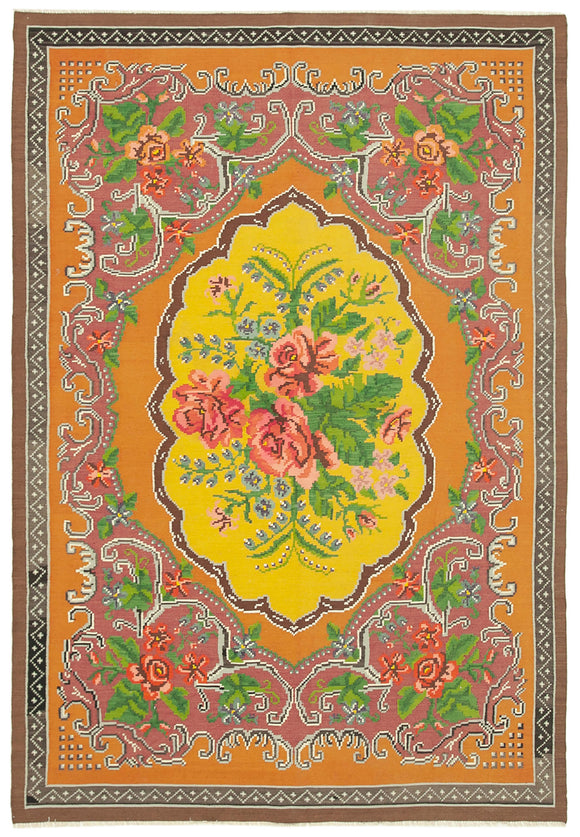6' 7'' x 9' 4'' Vintage Floral Kilim Rug