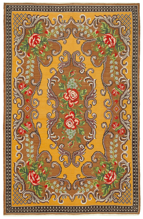 6' x 9' 2'' Floral Handwoven Wool Kilim Rug