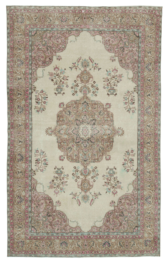 6' 3'' x 10' 2'' Handmade Turkish Vintage Rug