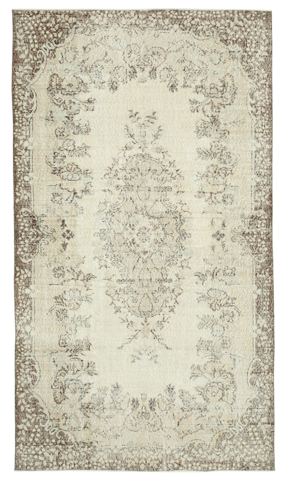5' 11'' x 10' 6'' Hand-Knotted Vintage Turkish Rug