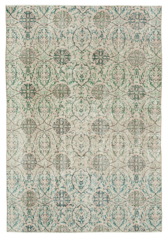 5' 1'' x 7' 1'' Hand-Knotted Vintage Turkish Rug